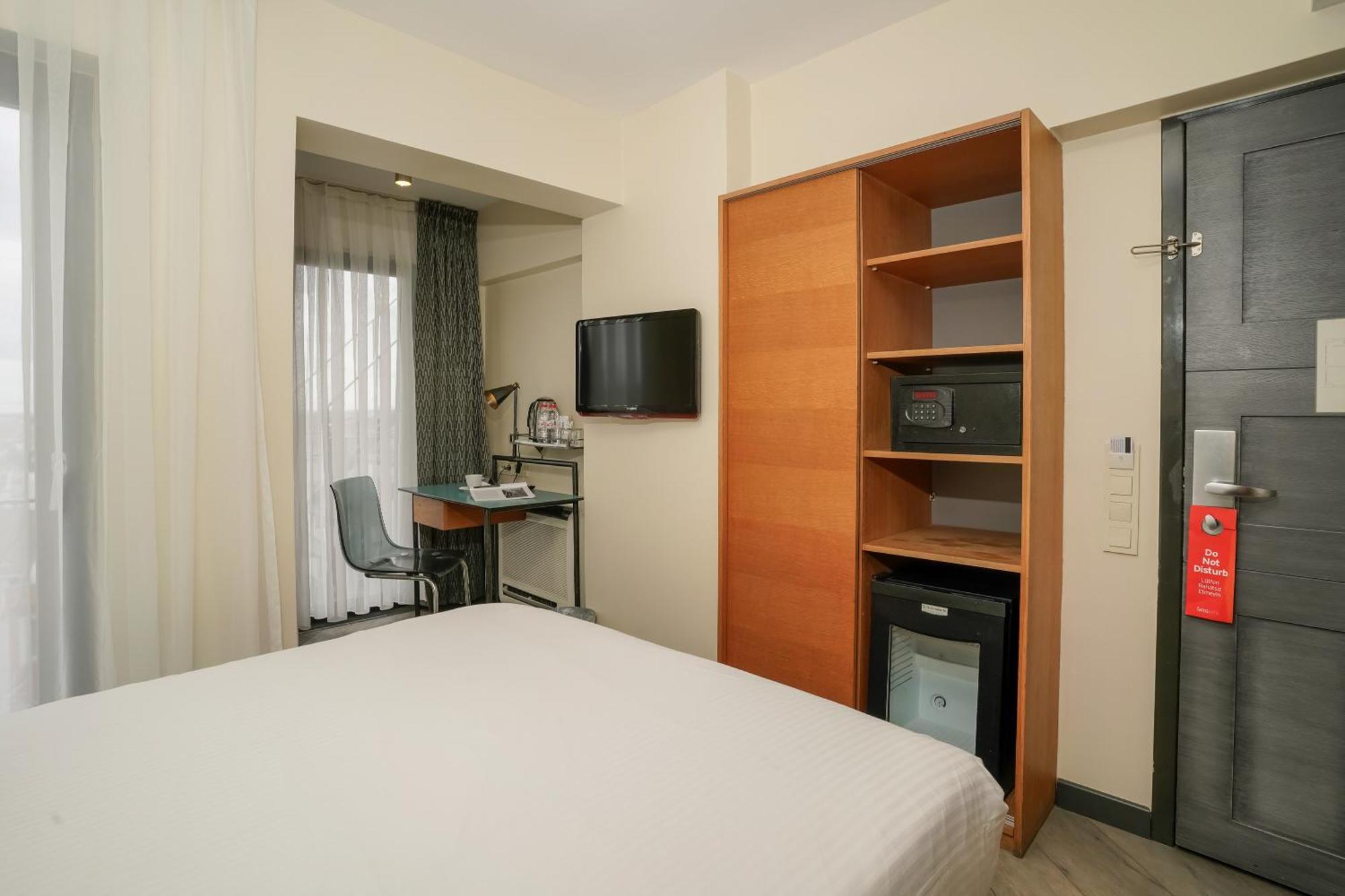 Faros Hotel Taksim-Special Category Истанбул Екстериор снимка