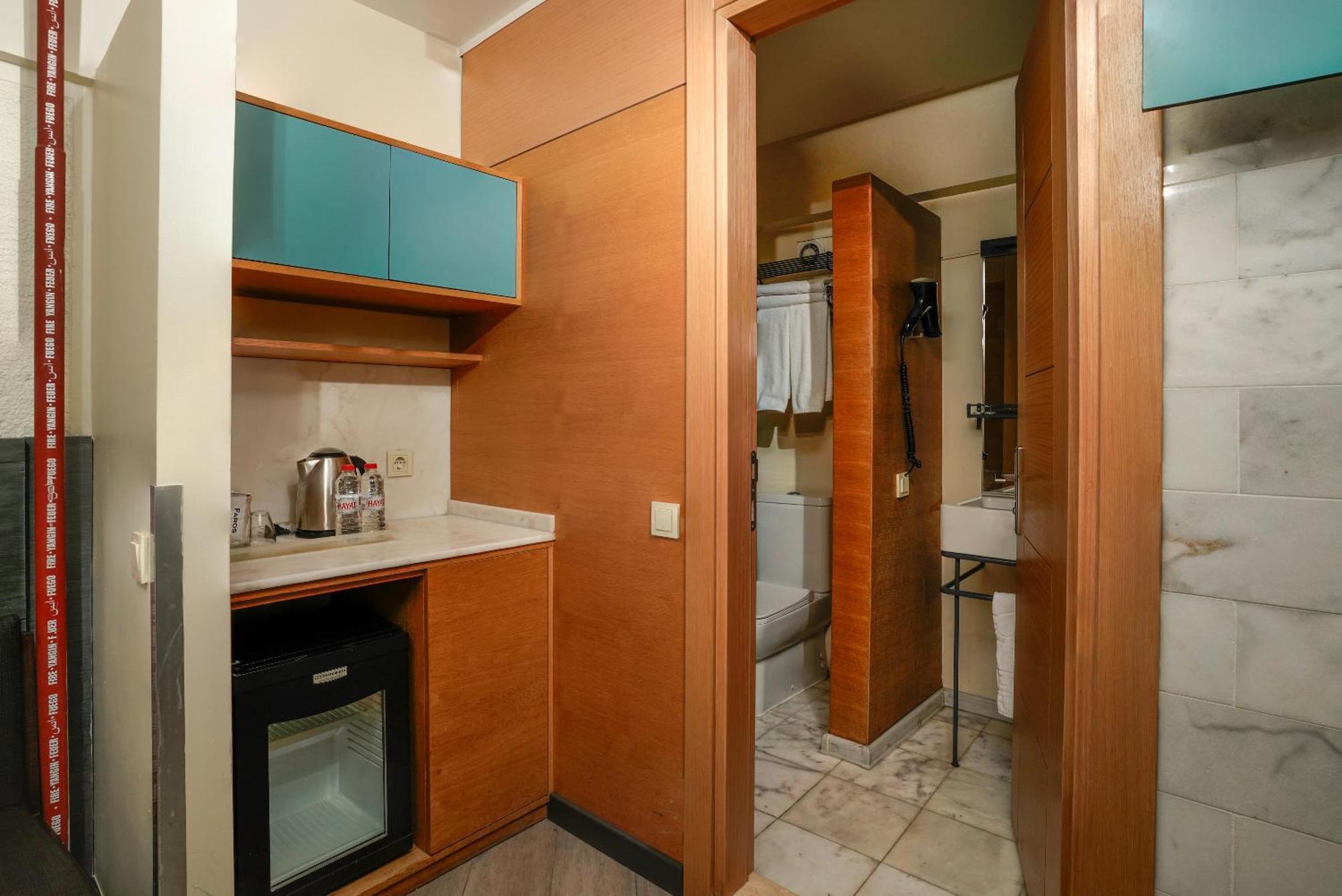 Faros Hotel Taksim-Special Category Истанбул Екстериор снимка