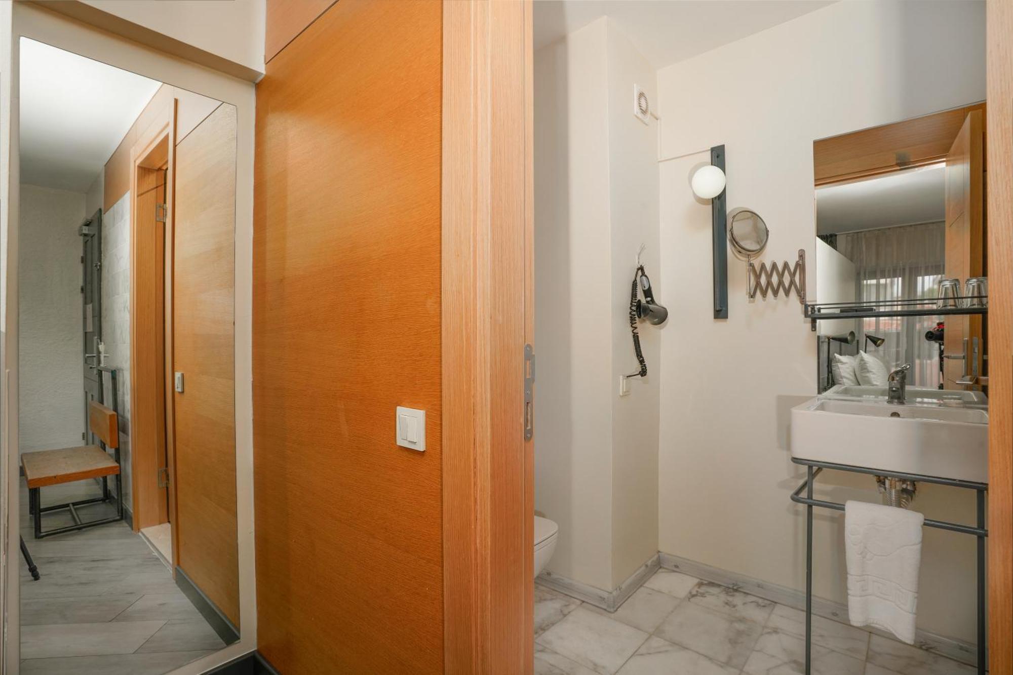 Faros Hotel Taksim-Special Category Истанбул Екстериор снимка